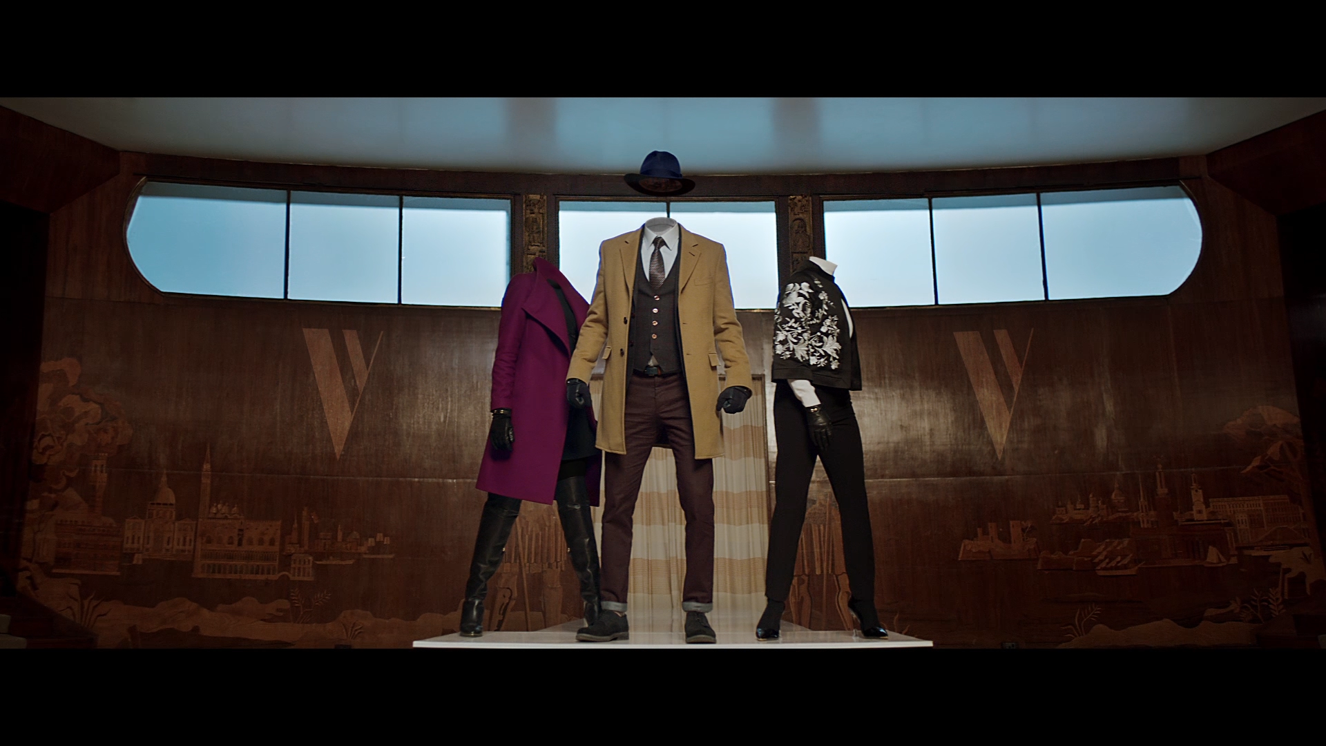 Ted Baker - Steal The Show